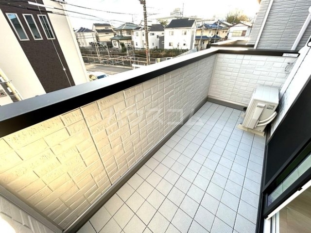 13/23 バルコニー