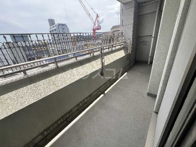 21/30 バルコニー