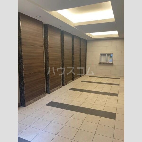 2/8 エントランス