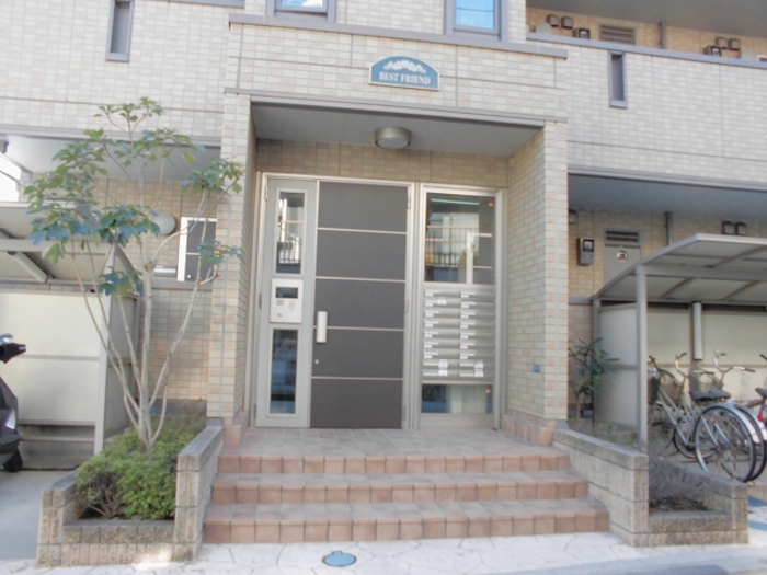 19/29 エントランス