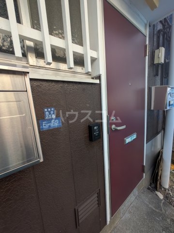 2/3 エントランス