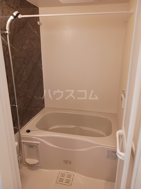 17/30 浴室