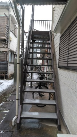 22/30 エントランス