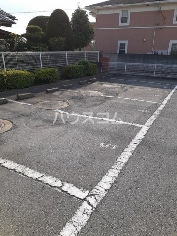 15/27 駐車場