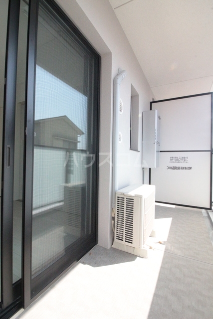 13/22 バルコニー