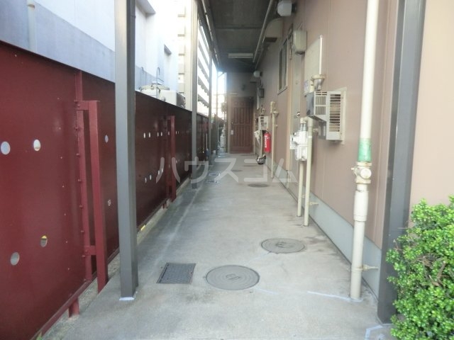 19/28 エントランス