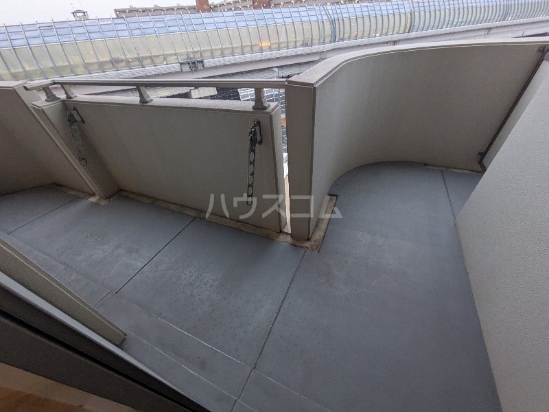 17/27 バルコニー