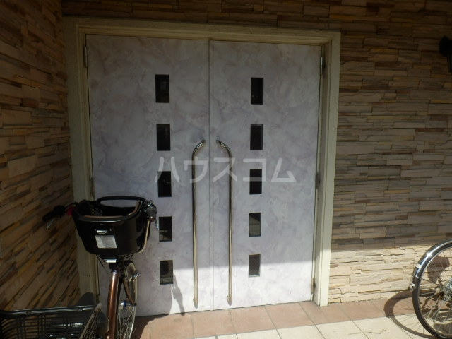 17/24 エントランス