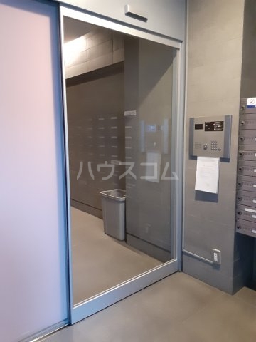 14/22 エントランス