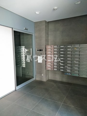 19/28 エントランス