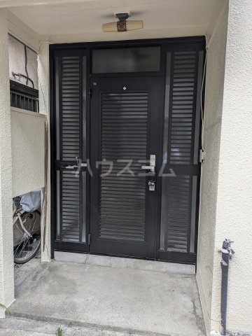 19/29 エントランス