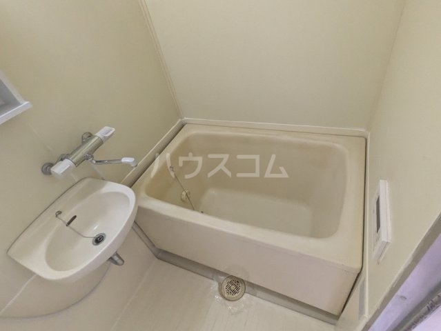 16/30 浴室