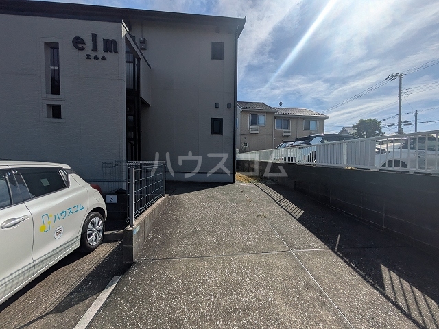 17/19 エントランス