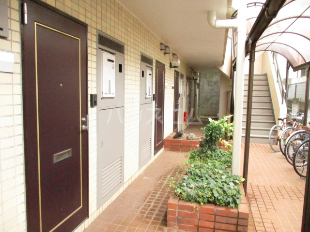 2/6 エントランス