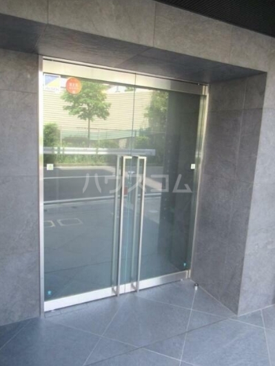 19/28 エントランス