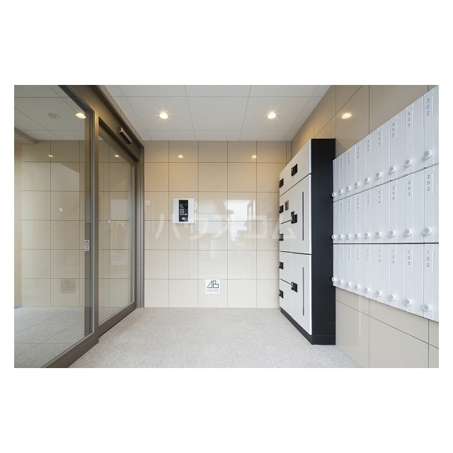 14/21 エントランス