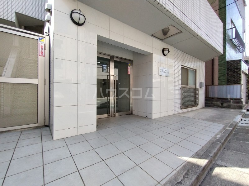 2/11 エントランス