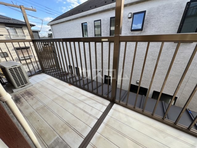 23/30 バルコニー