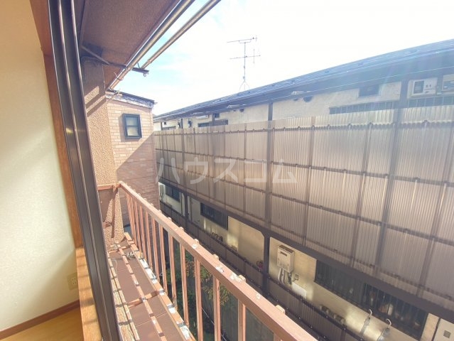 21/30 バルコニー