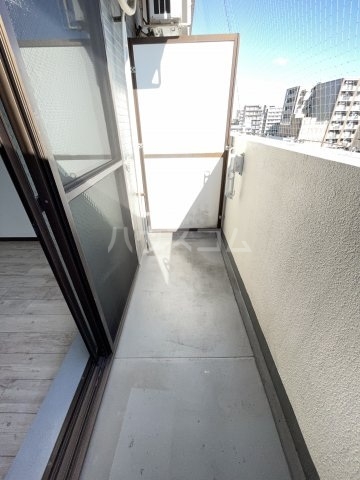 13/22 バルコニー