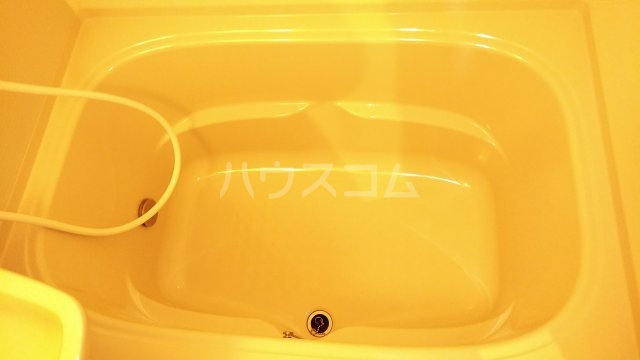 13/30 浴室