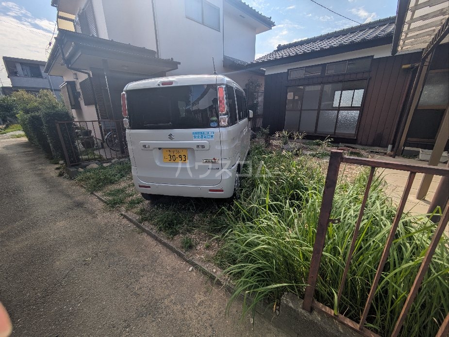 24/30 駐車場