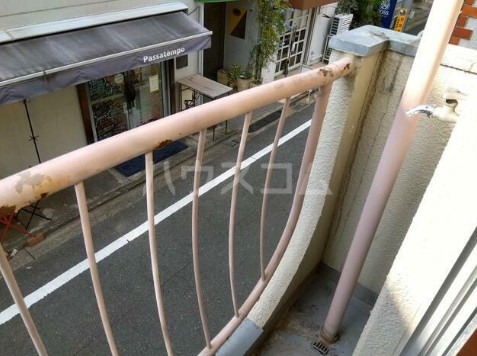 17/26 バルコニー