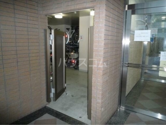 2/8 エントランス