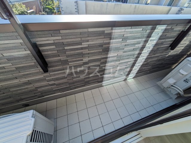 20/30 バルコニー