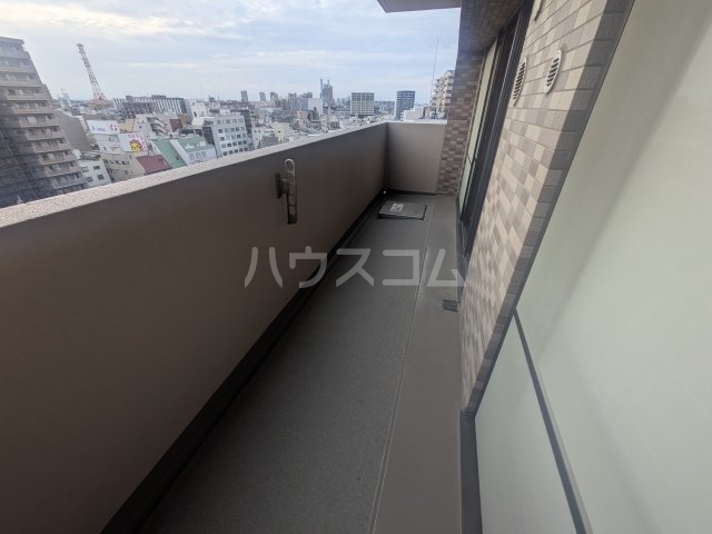 25/30 バルコニー