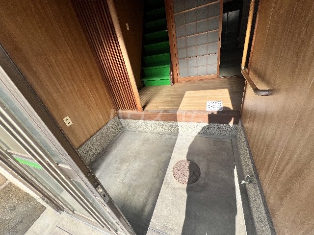 13/30 玄関