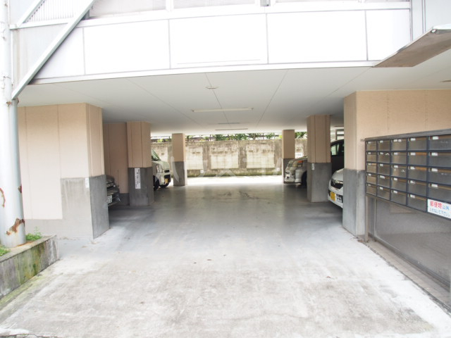 24/30 駐車場