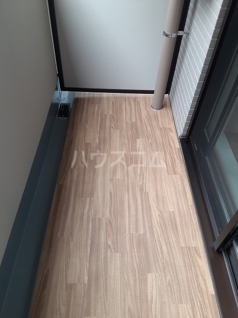 20/30 バルコニー