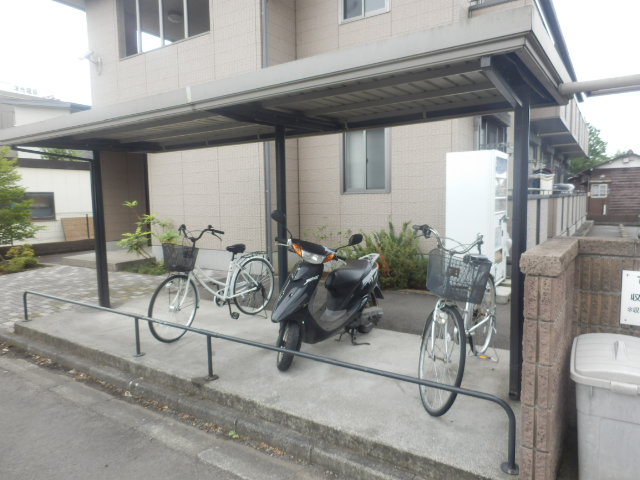 20/30 エントランス