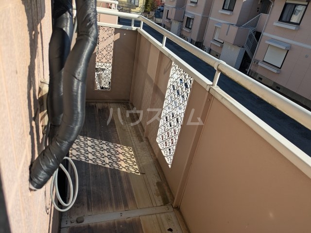 20/30 バルコニー