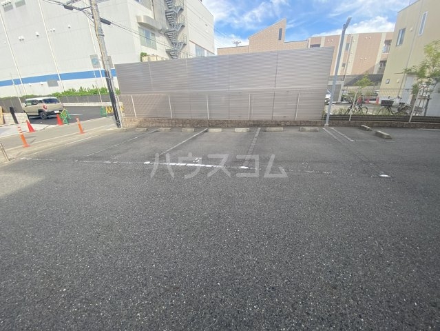 17/19 駐車場