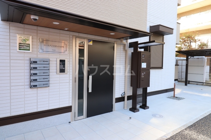 2/4 エントランス