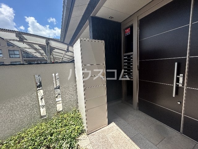 シャーメゾンＫｏｊｉｍａエントランス