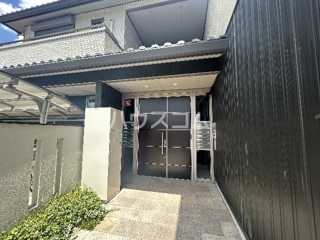 シャーメゾンＫｏｊｉｍａエントランス