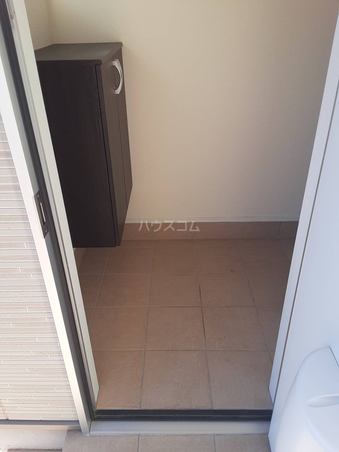 16/30 玄関
