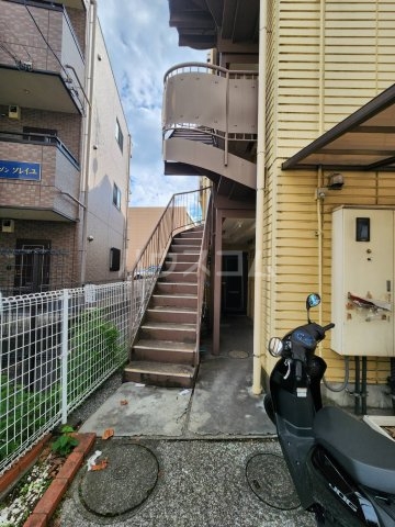 20/22 エントランス