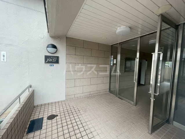 29/30 エントランス