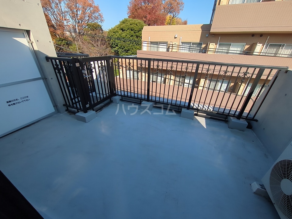 14/22 バルコニー