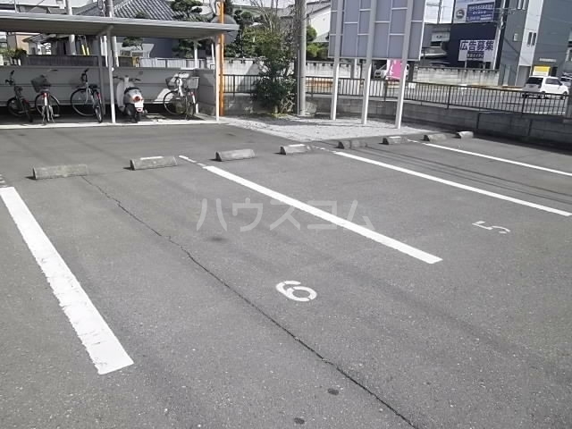 2/8 駐車場