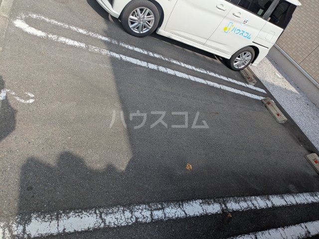 26/30 駐車場