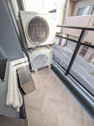 17/27 バルコニー