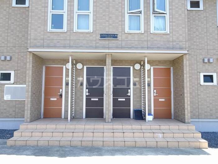 2/4 エントランス