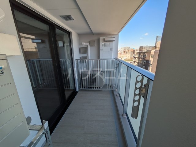 19/30 バルコニー