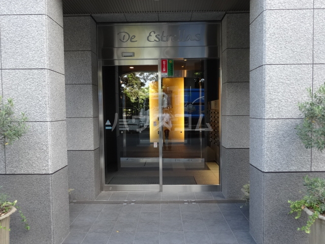 3/10 エントランス