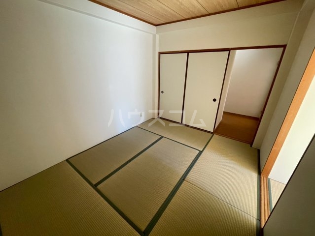 13/30 室内
